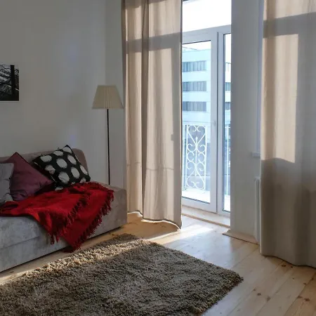 Apartman Ueuerile Anda Korter